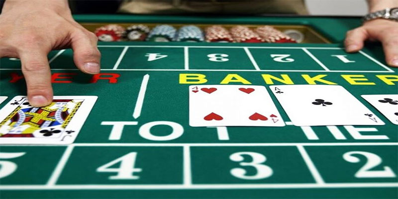 Giữ bí mật về những lá bài là một trong những cách chia bài Baccarat cực kỳ quan trọng Giữ bí mật về những lá bài là một trong những cách chia bài Baccarat cực kỳ quan trọng