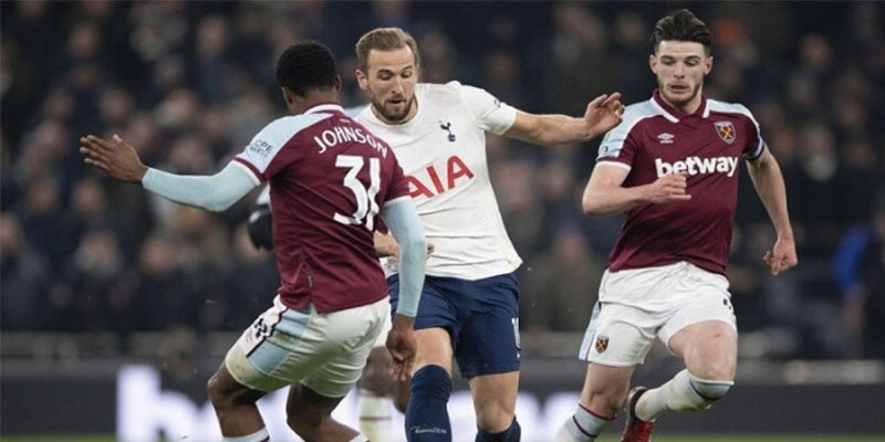 Cập nhật thông tin lực lượng tham gia thi đấu mới nhất của West Ham và Tottenham Cập nhật thông tin lực lượng tham gia thi đấu mới nhất của West Ham và Tottenham