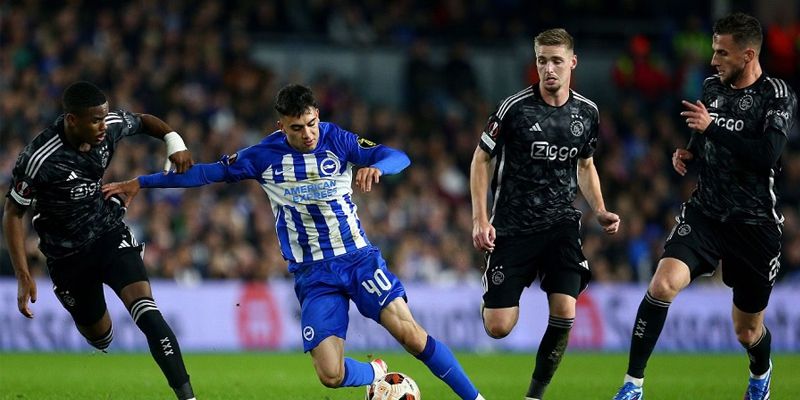 Nhận định kèo Ajax với đội bóng Brighton: Thông tin lực lượng của hai đội